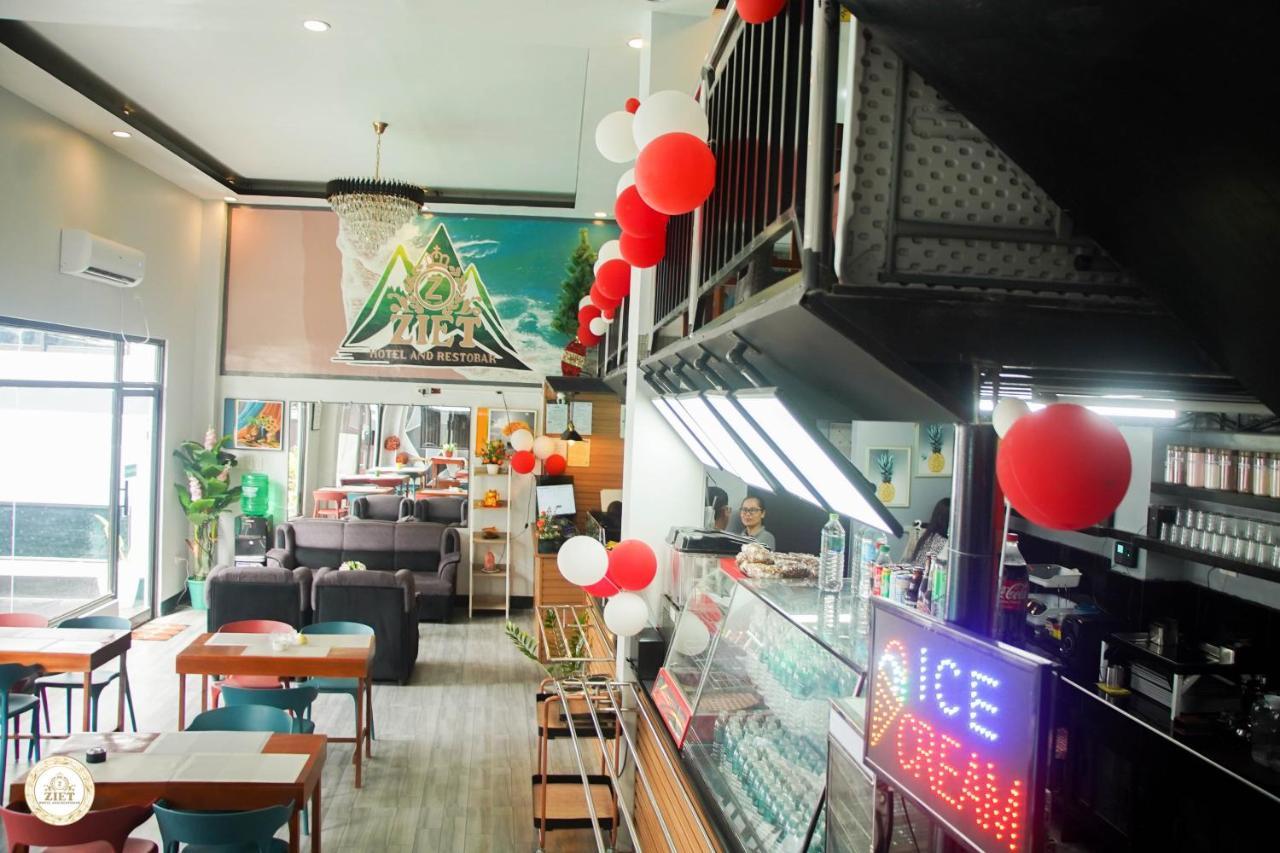 Ziet Hotel Mambajao Bagian luar foto