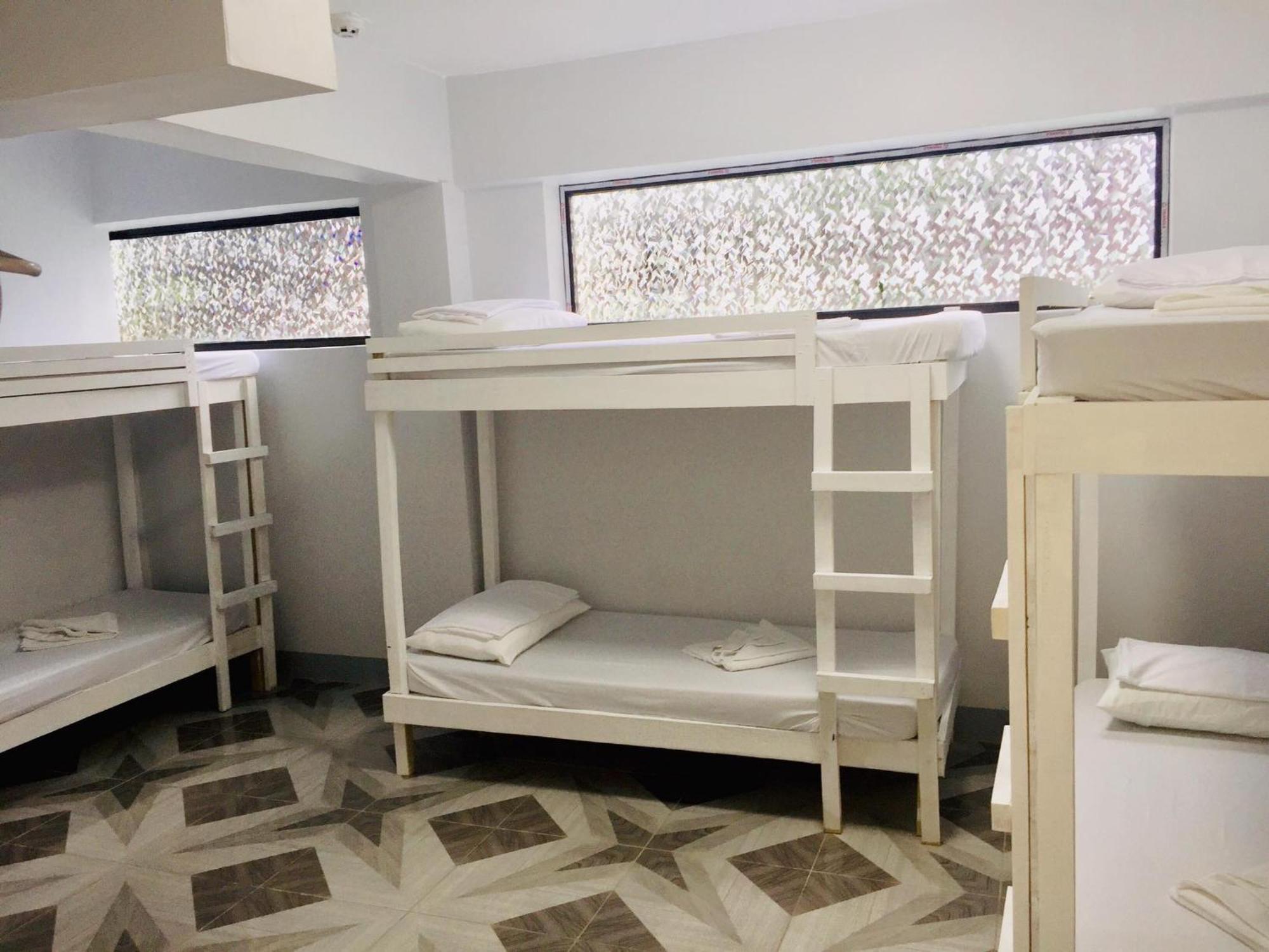Ziet Hotel Mambajao Ruang foto