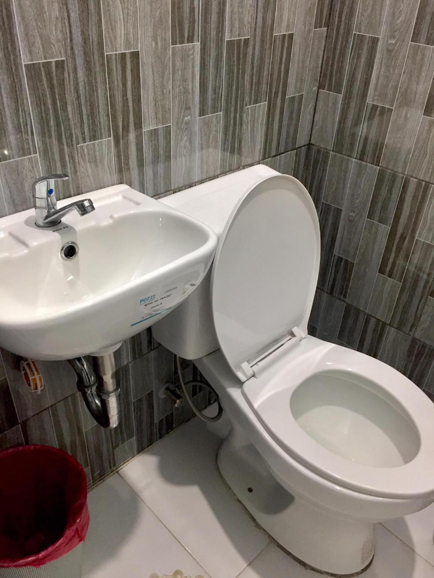 Ziet Hotel Mambajao Ruang foto